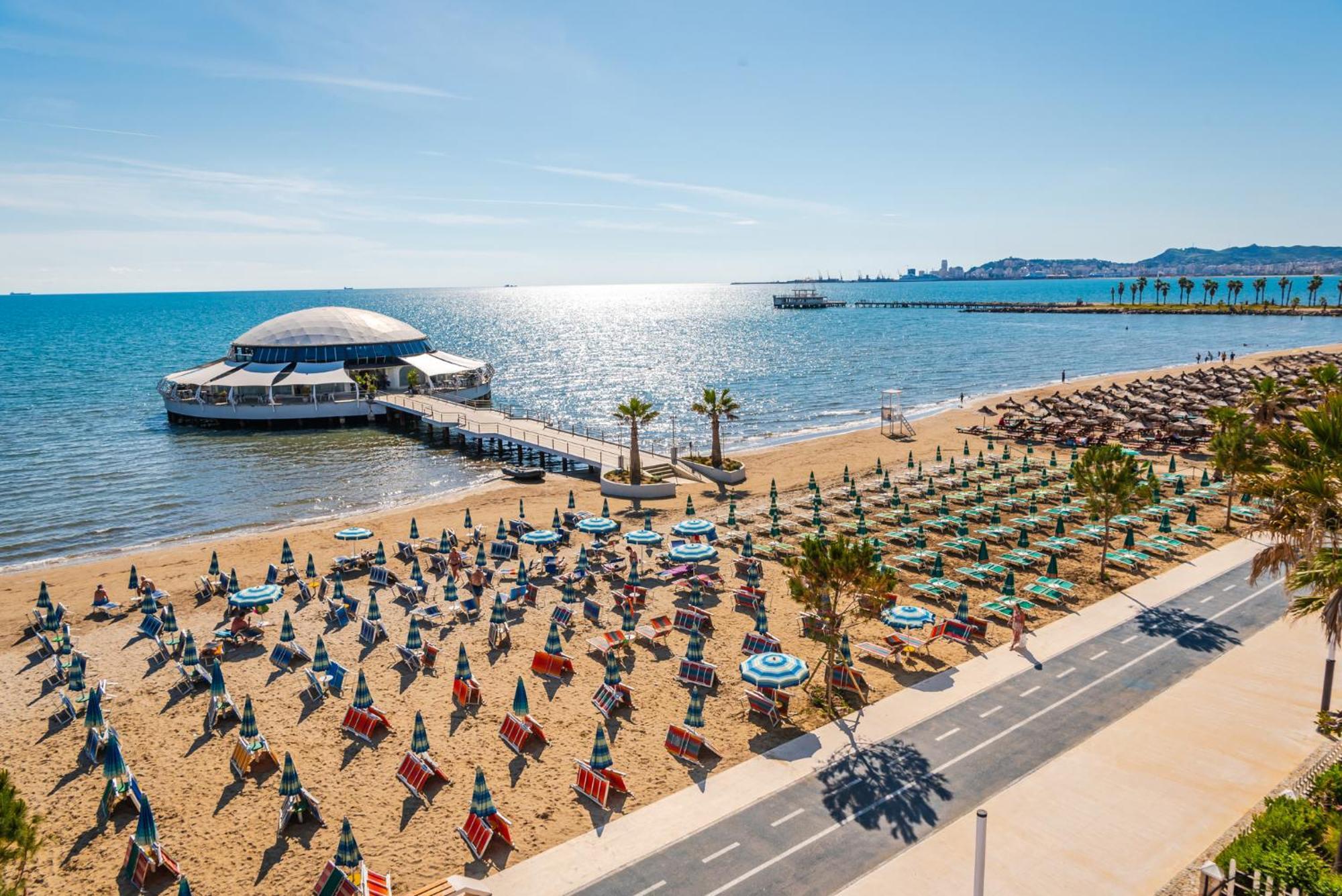 Sea View Apartments Eldo Durres Ngoại thất bức ảnh